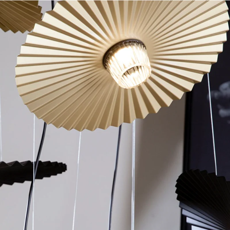 Подвесной светильник Nordic Gonzaga LED Простой железный современный круглый подвесной светильник, декоративный для дома, спальни, лестницы, офисного освещения Изображение 4
